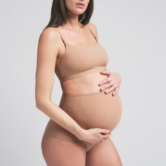 SKIMS Other - SKIMS Maternity Nursing Scoop Neck Bralette In Sienna - XS